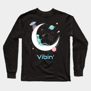 Vibin' Alien On The Moon Psychedelic Shirt Cosmic Planets Constellation UFO Long Sleeve T-Shirt